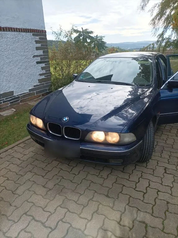 BMW 520