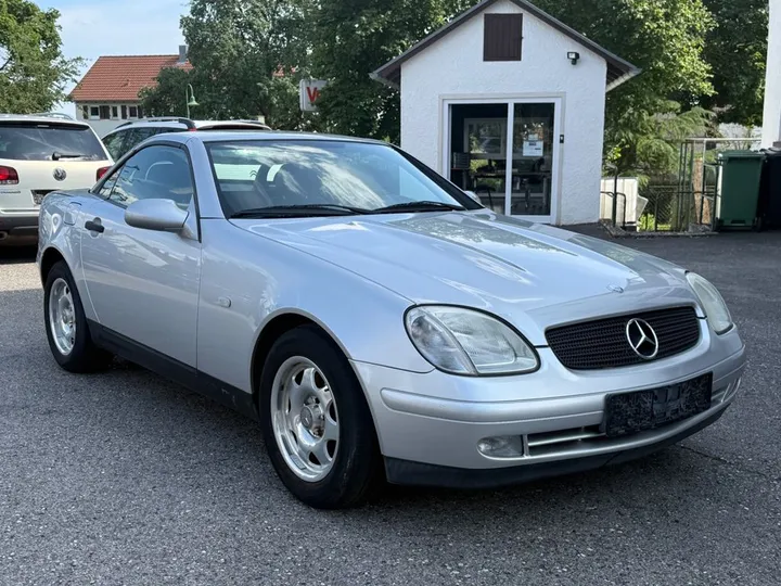 Mercedes-Benz SLK 200