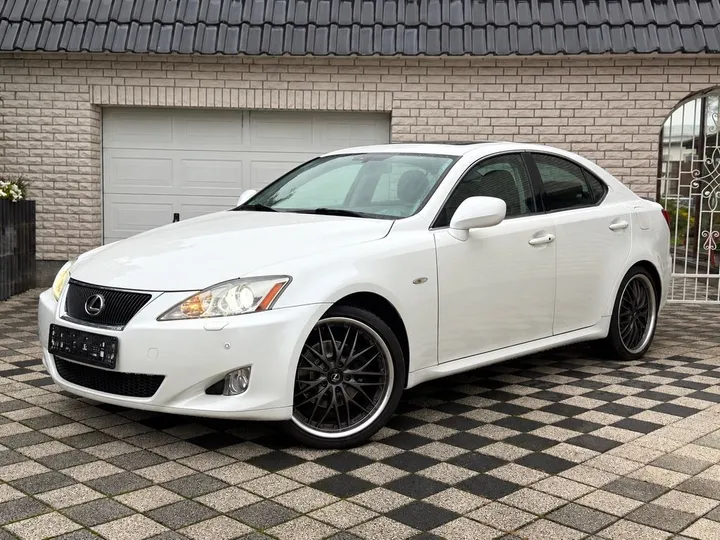 Lexus IS 250