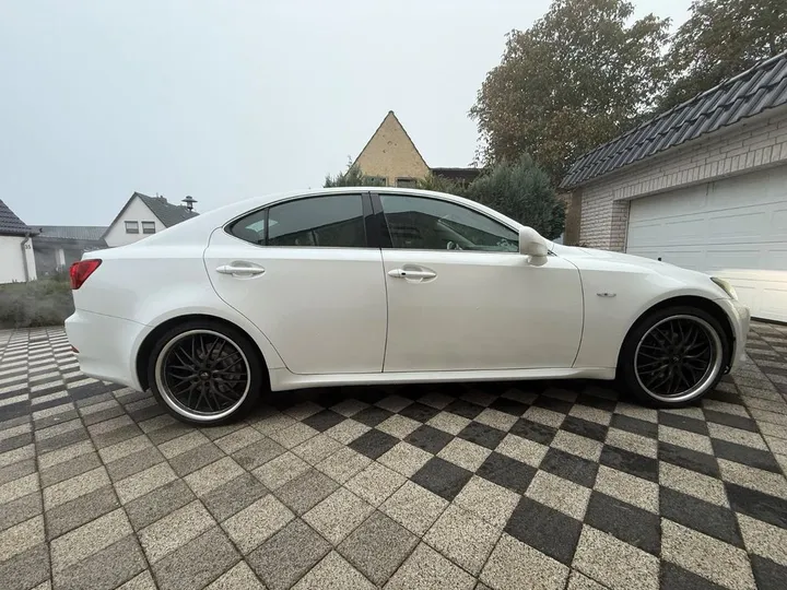 Lexus IS 250