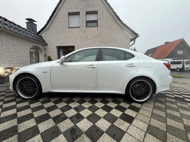 Lexus IS 250