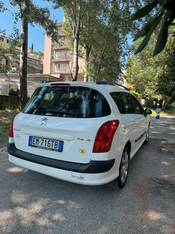 Peugeot 308