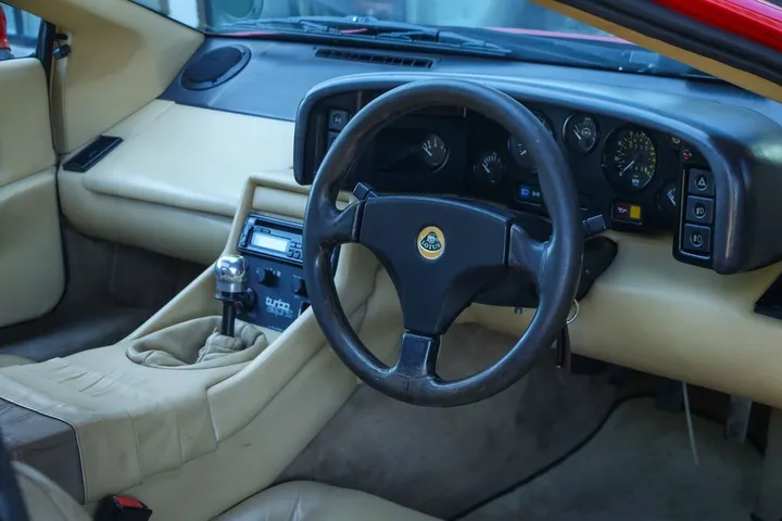 Lotus Esprit