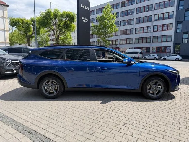 Kia K4