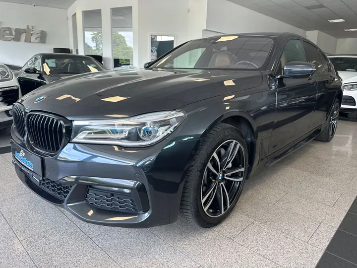BMW 740