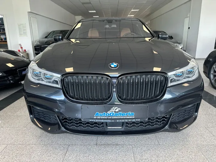 BMW 740