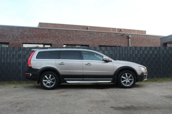 Volvo XC70