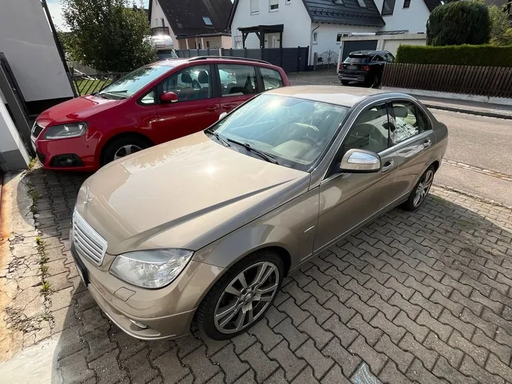 Mercedes-Benz C 200