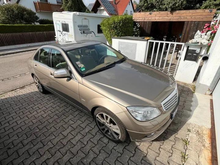 Mercedes-Benz C 200