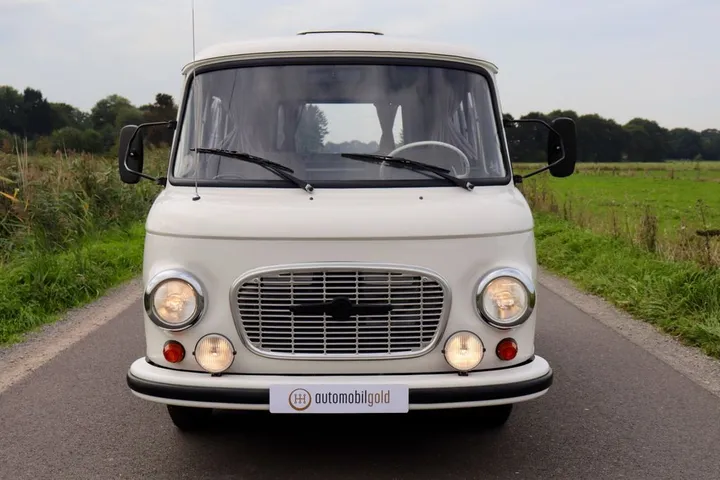Barkas B1000