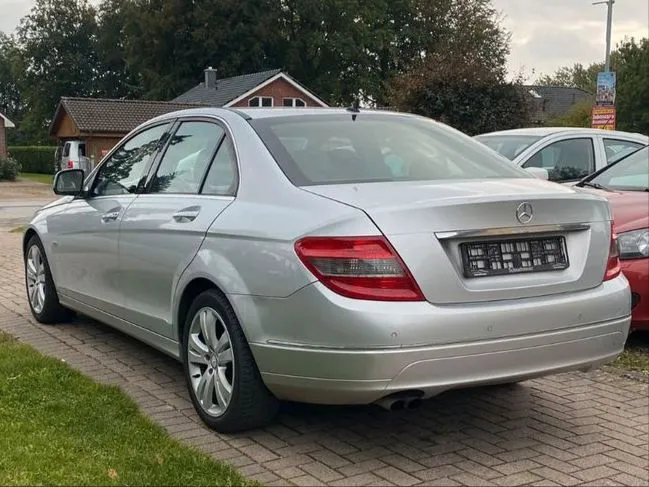 Mercedes-Benz C 180