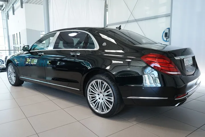 Mercedes-Benz S 600