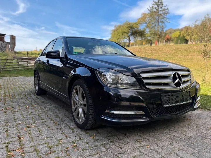 Mercedes-Benz C 200