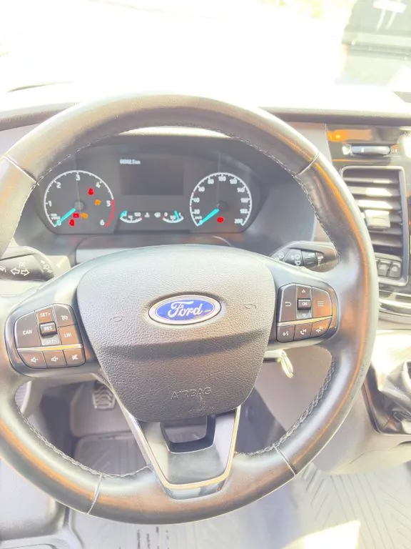Ford Tourneo Custom