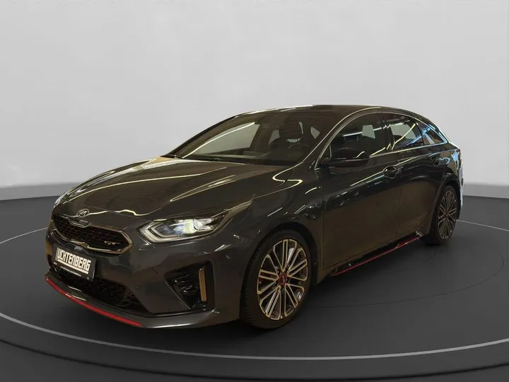 Kia pro cee'd / ProCeed