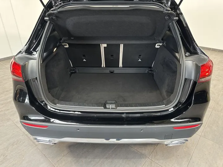 Mercedes-Benz GLA 220