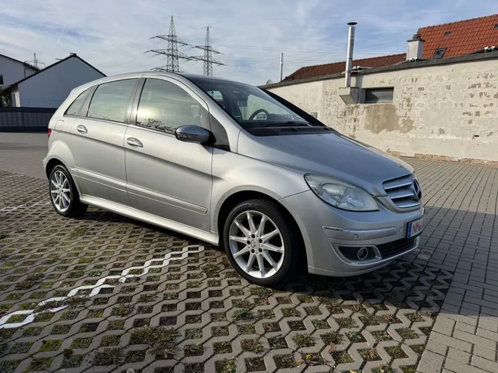 Mercedes-Benz B 150