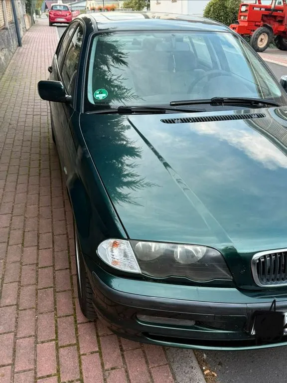 BMW 320