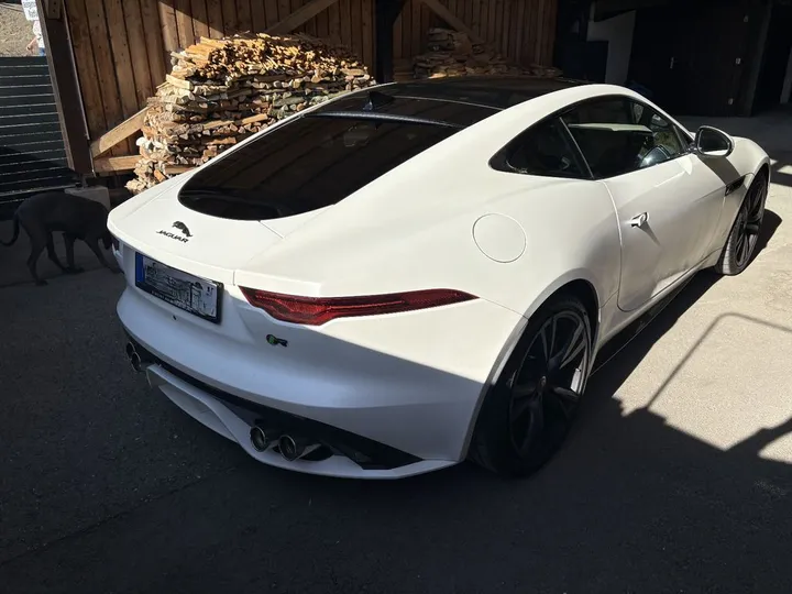 Jaguar F-Type