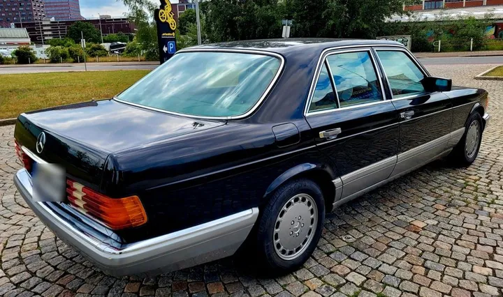 Mercedes-Benz S 260