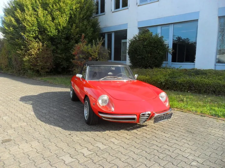 Alfa Romeo Spider