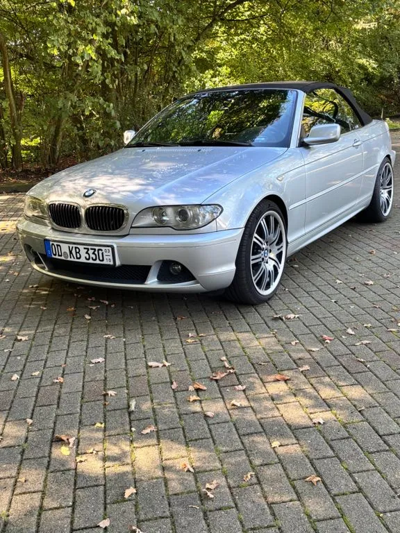 BMW 330