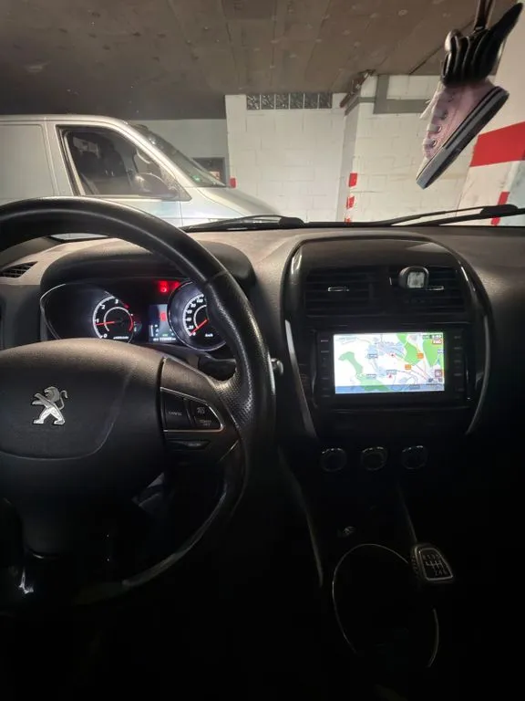 Peugeot 4008