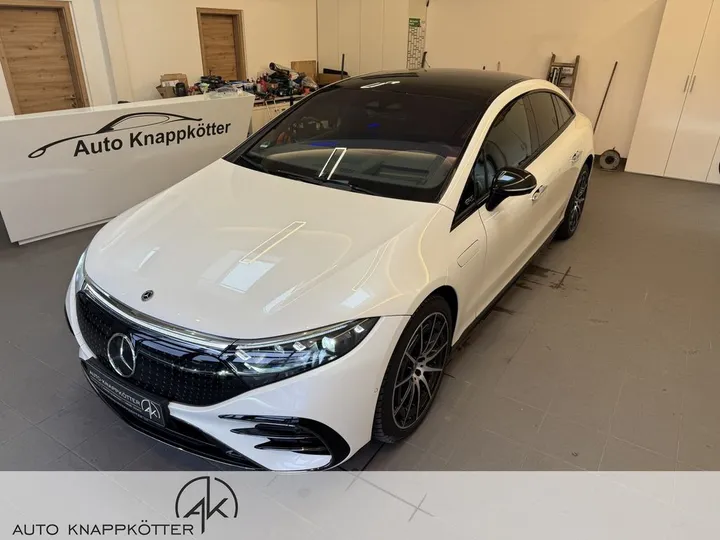 Mercedes-Benz EQS