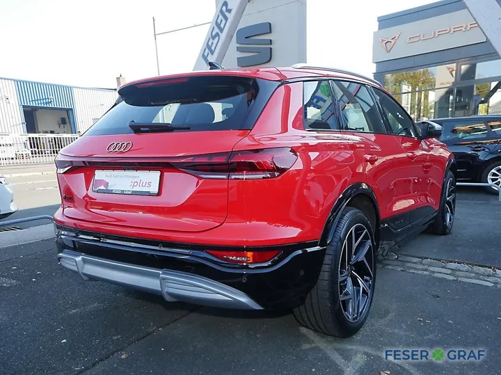 Audi SQ6 e-tron