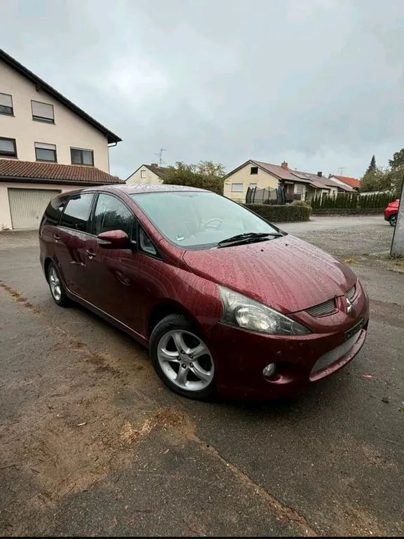 Mitsubishi Grandis