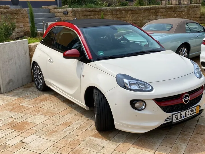 Opel Adam