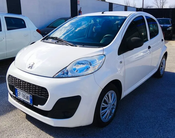 Peugeot 107