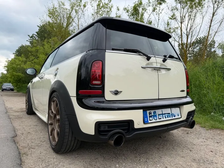 MINI John Cooper Works Clubman