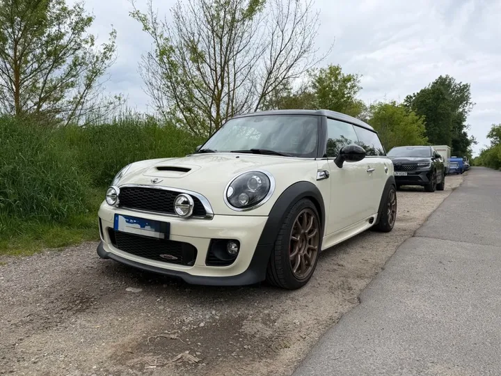 MINI John Cooper Works Clubman