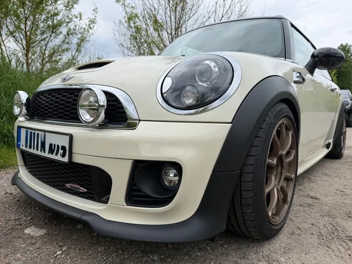 MINI John Cooper Works Clubman
