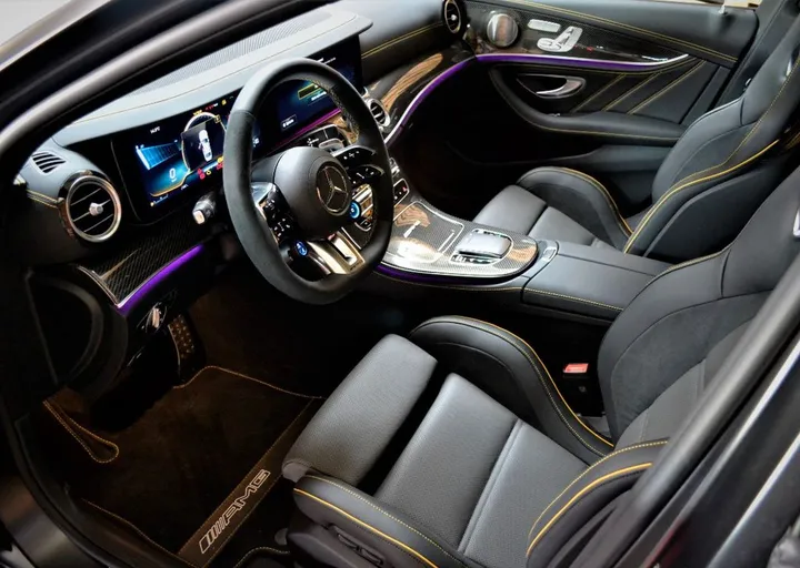 Mercedes-Benz E 63 AMG