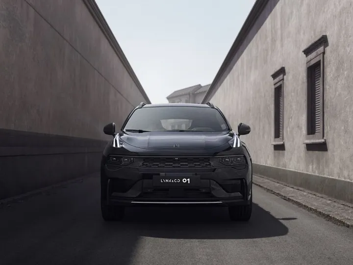 Lynk&Co 01