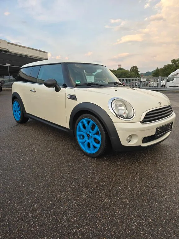 MINI One Clubman