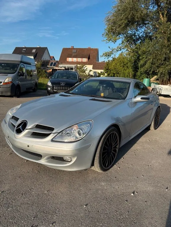 Mercedes-Benz SLK 200