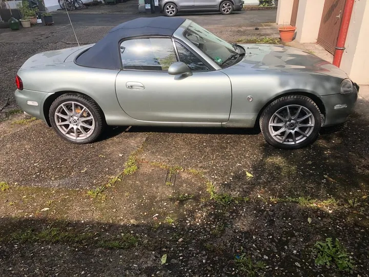 Mazda MX-5