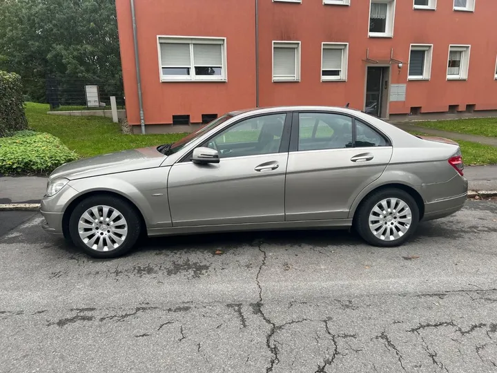 Mercedes-Benz C 200