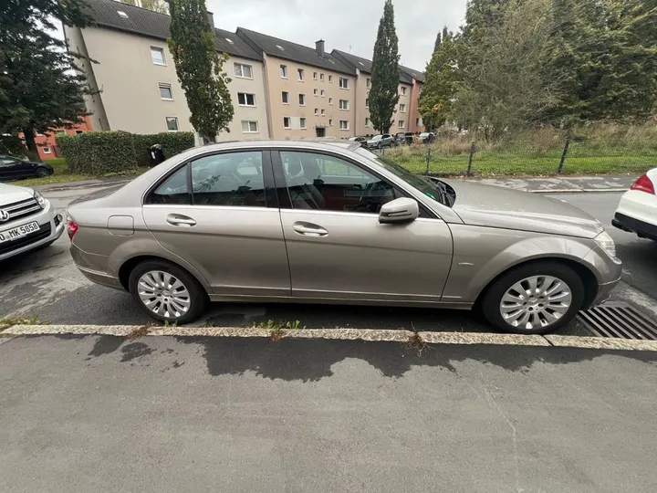 Mercedes-Benz C 200