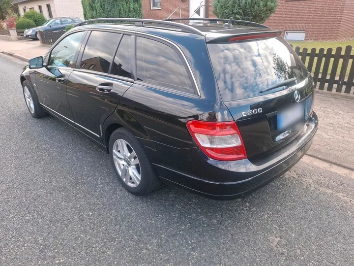 Mercedes-Benz C 220
