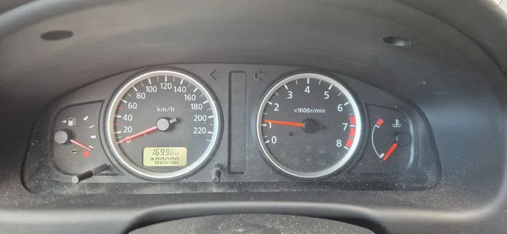 Nissan Almera