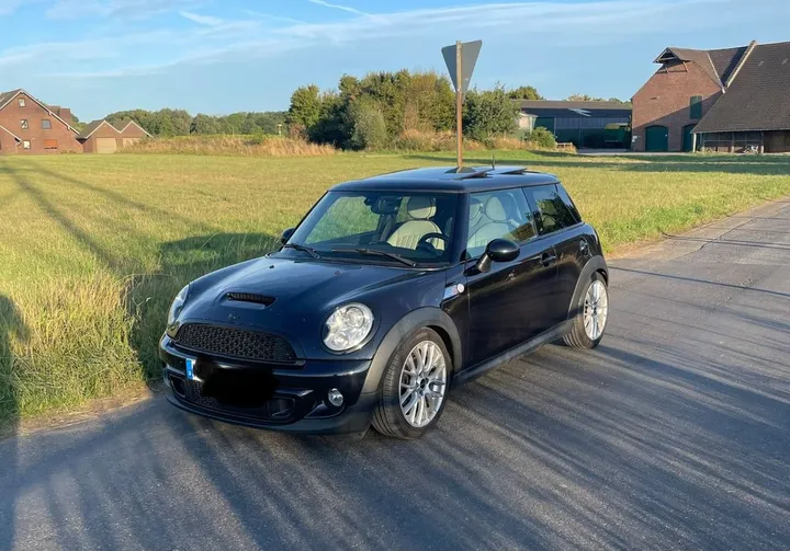 MINI Cooper SD