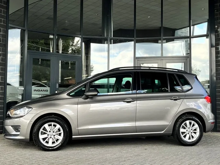 Volkswagen Golf Sportsvan