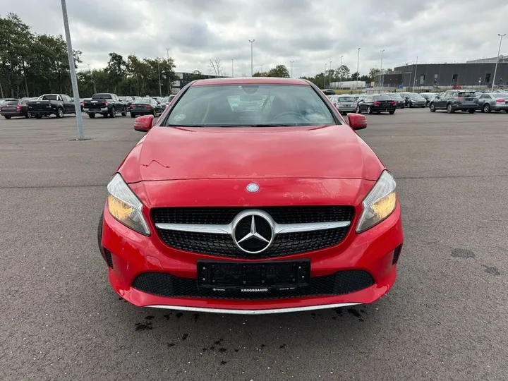 Mercedes-Benz A 200