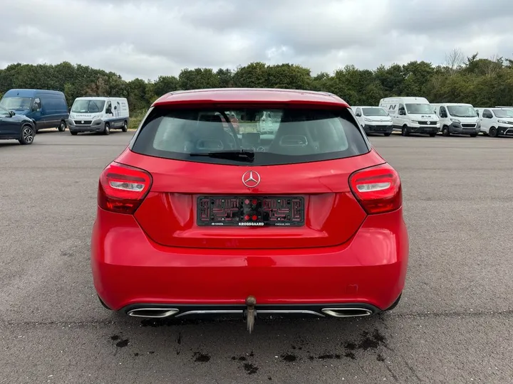 Mercedes-Benz A 200