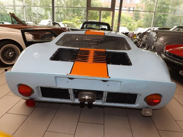 Ford GT