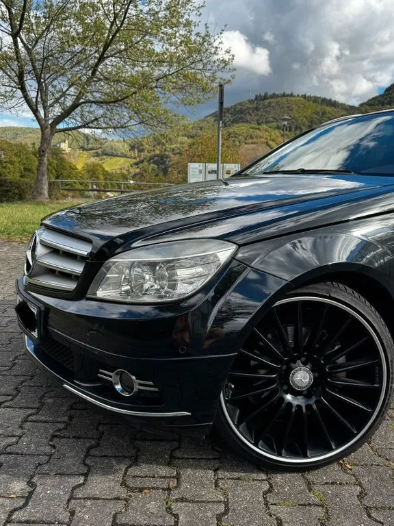 Mercedes-Benz C 180